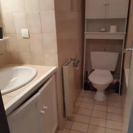 Studio Coeur De Vieille Ville Apartment *